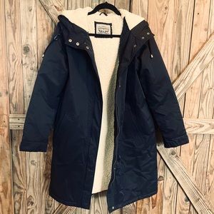 SOLD—NWOT Levi Strauss Sherpa-lined Duster $75